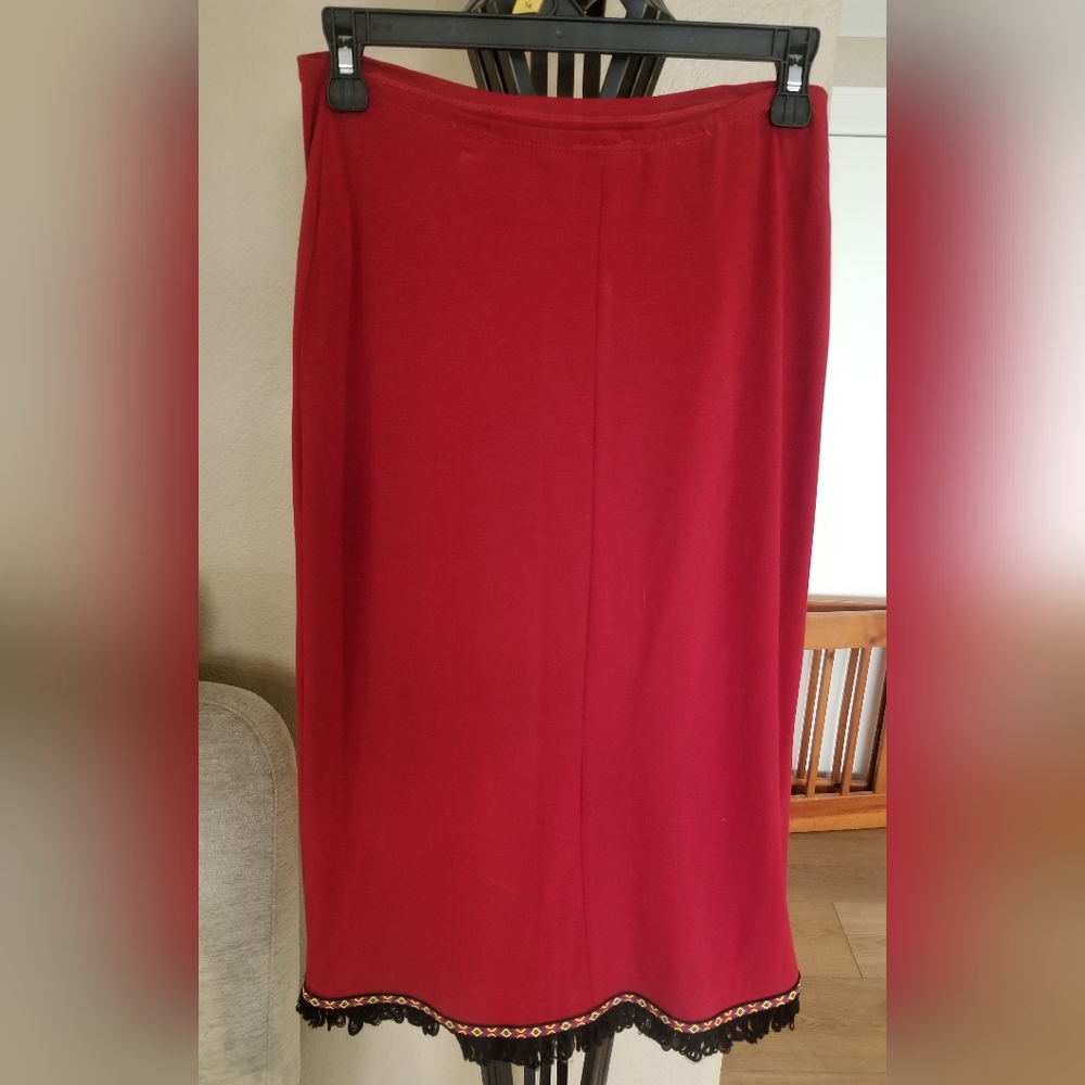 Elegant Red Maxi Pencil Skirt for Cocktail Events